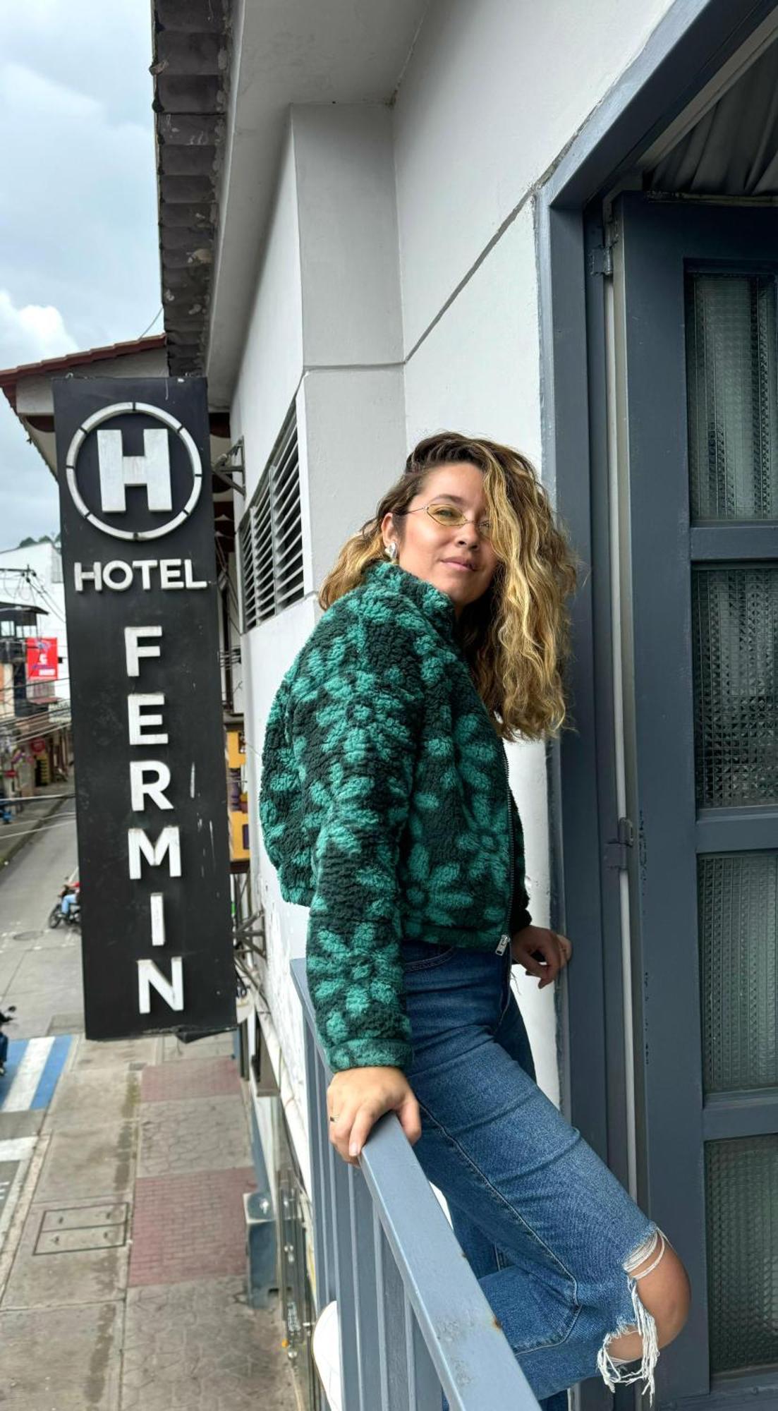 סנטה רוזה דה כבאל Hotel Fermin מראה חיצוני תמונה